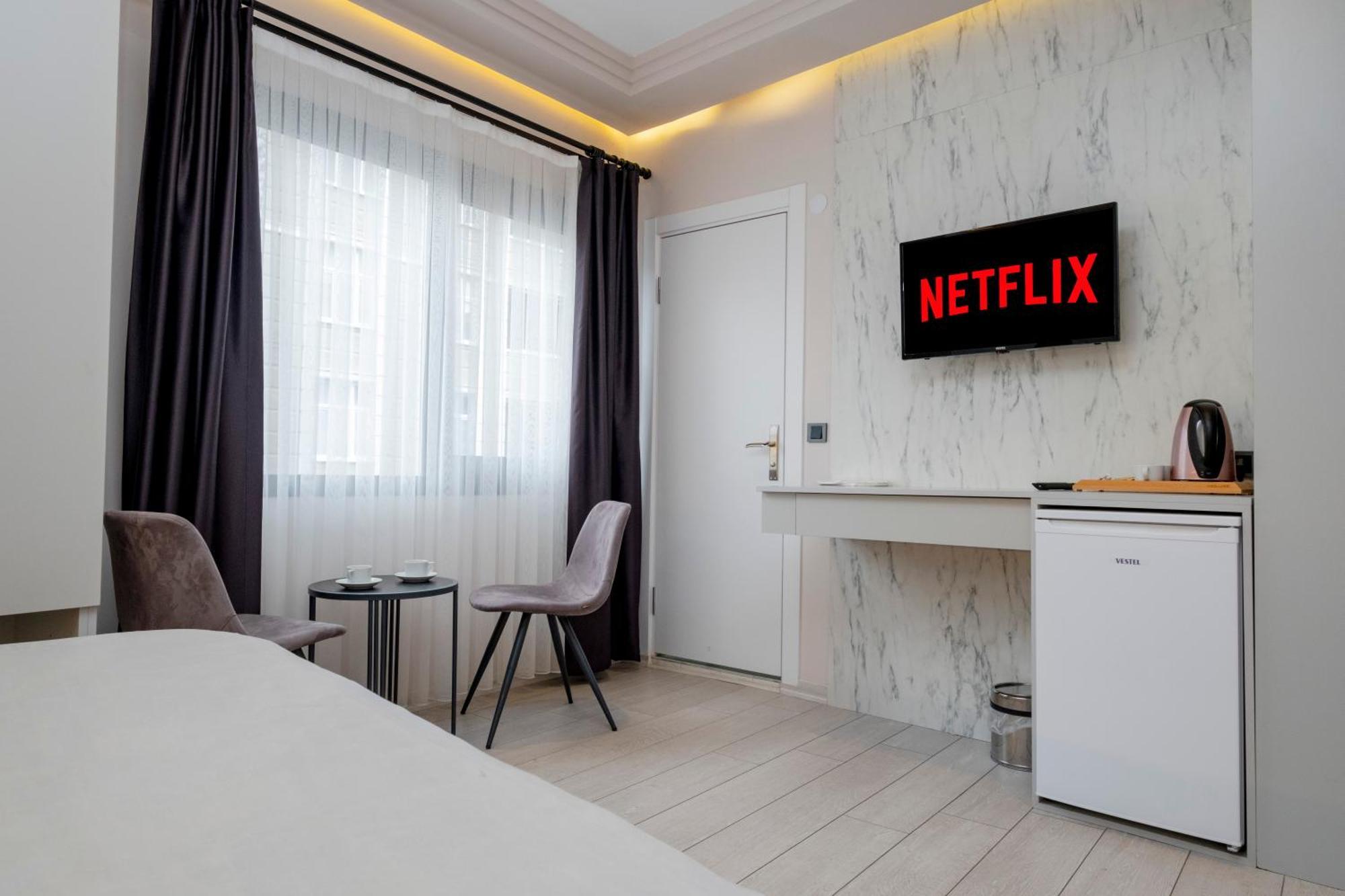 Lavender Airport Hotel Arnavutkoy Extérieur photo