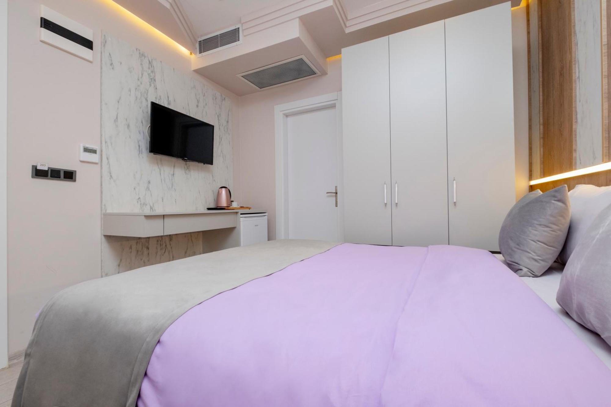 Lavender Airport Hotel Arnavutkoy Extérieur photo
